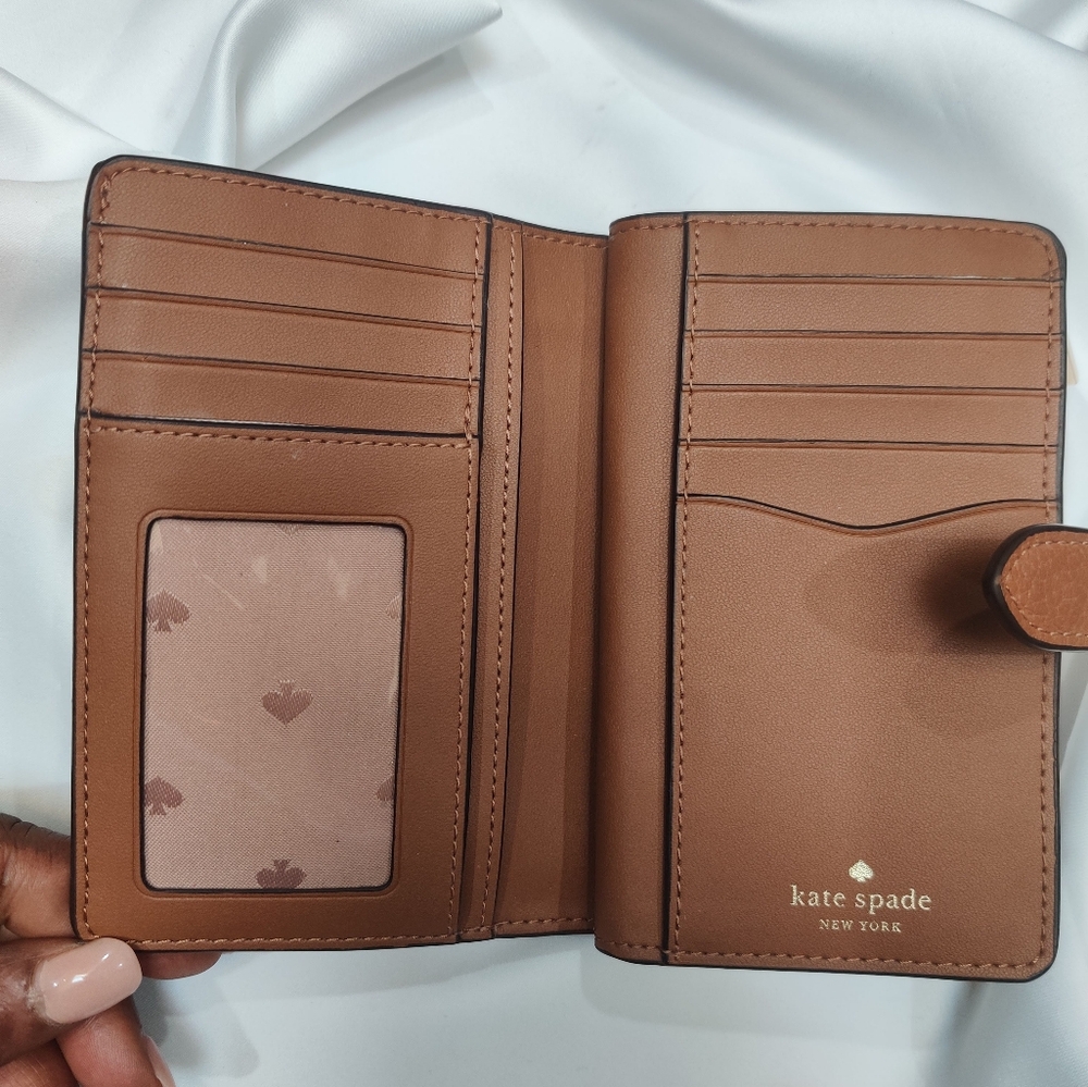 Kate Spade Wallet - Picture 3 of 5